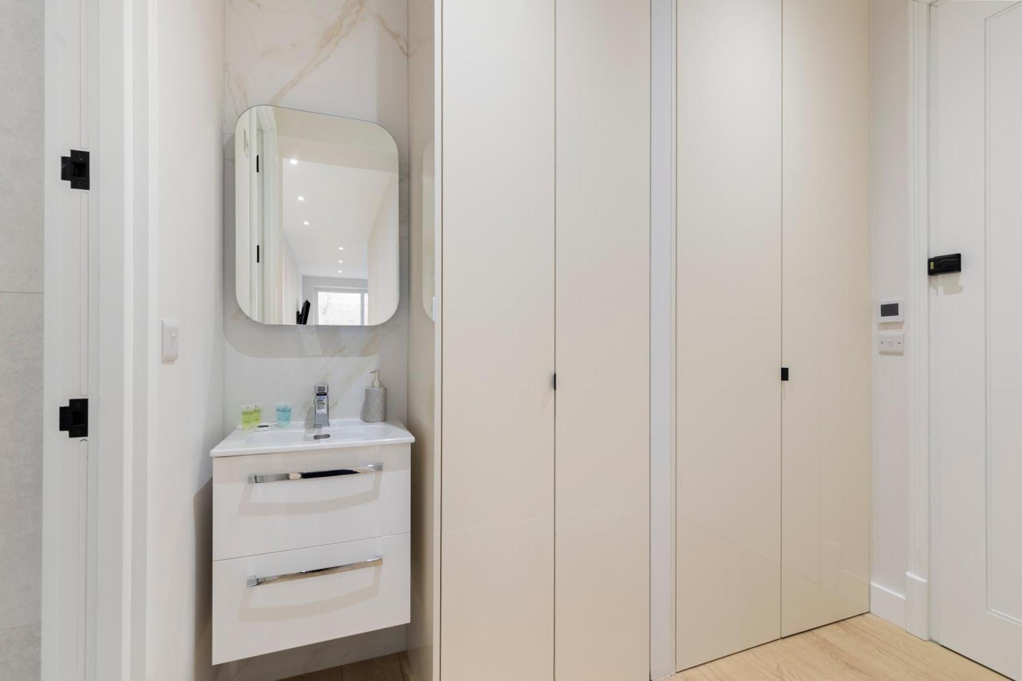 Apartment Bright And Modern Flat Relaxing Vibe The Birch